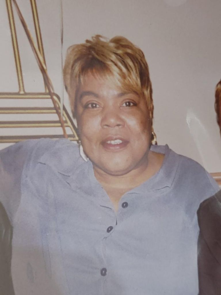 Jolorraine Woods Profile Photo