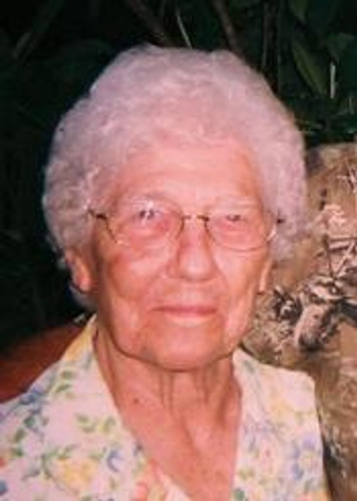 Laura "Lou" Schwinge