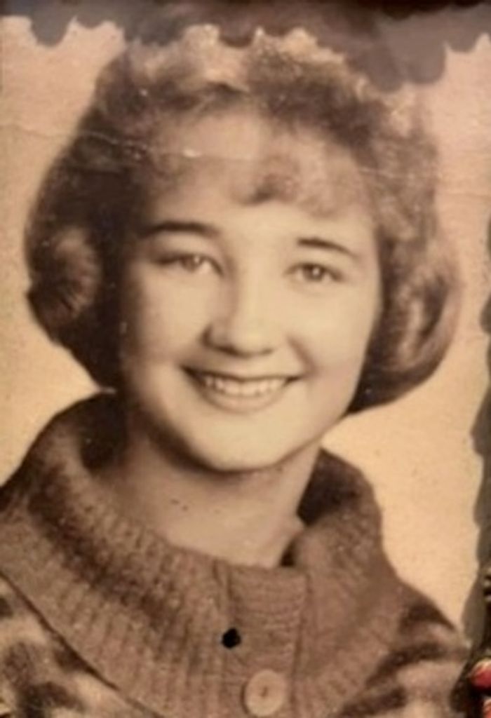 Suzi Stoneking Profile Photo