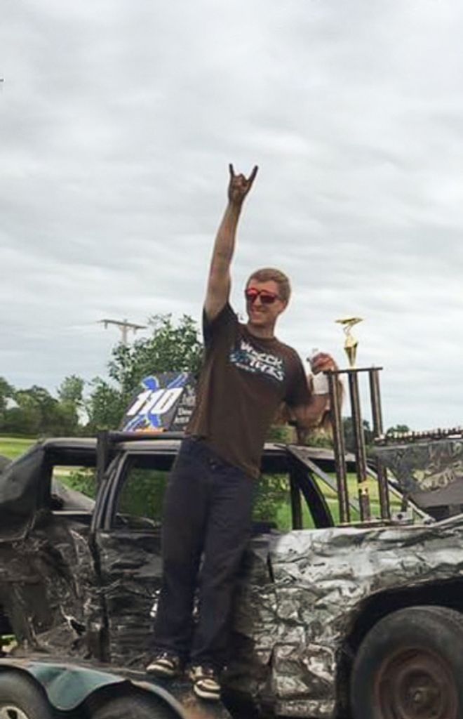 Brady Larson Profile Photo