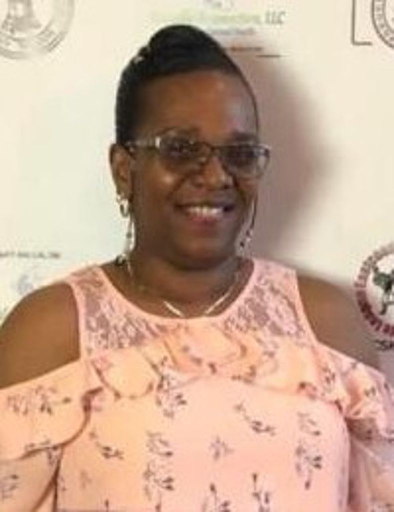 Traci Denise Smith