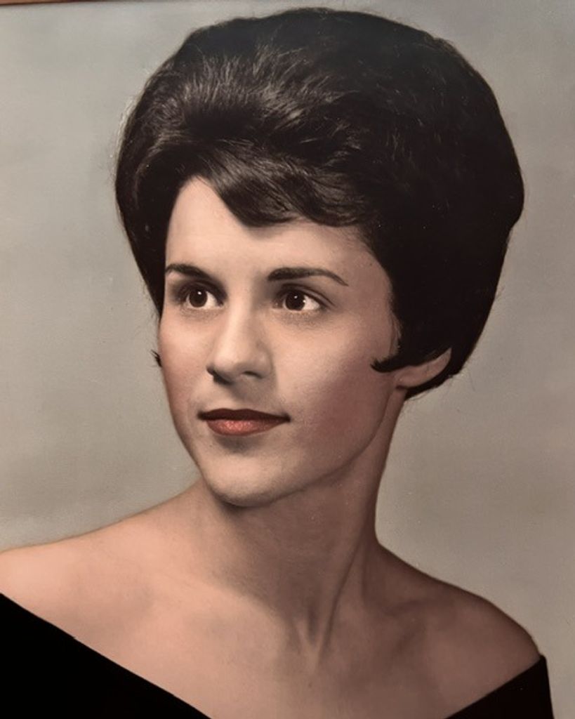 Gina (Abruzzi) Bodor Profile Photo