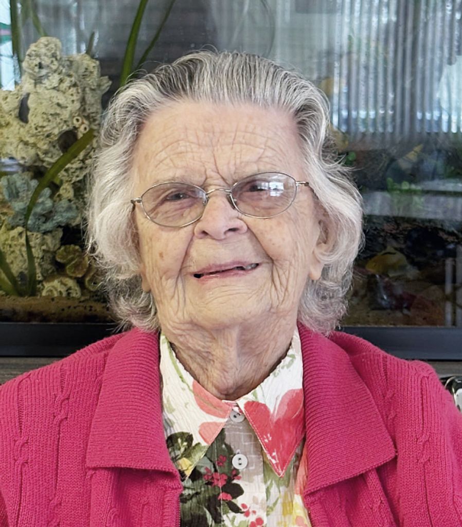 Retta May (Cameron)  Maxwell Profile Photo