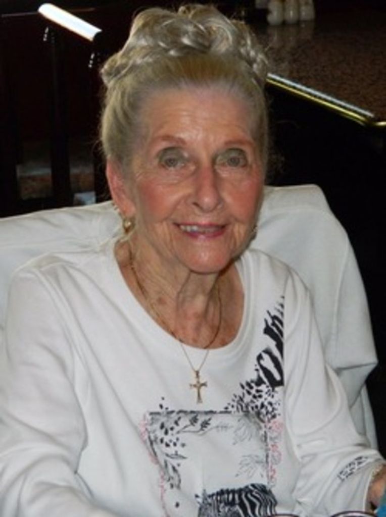 Doris "Dottie" Boudiette