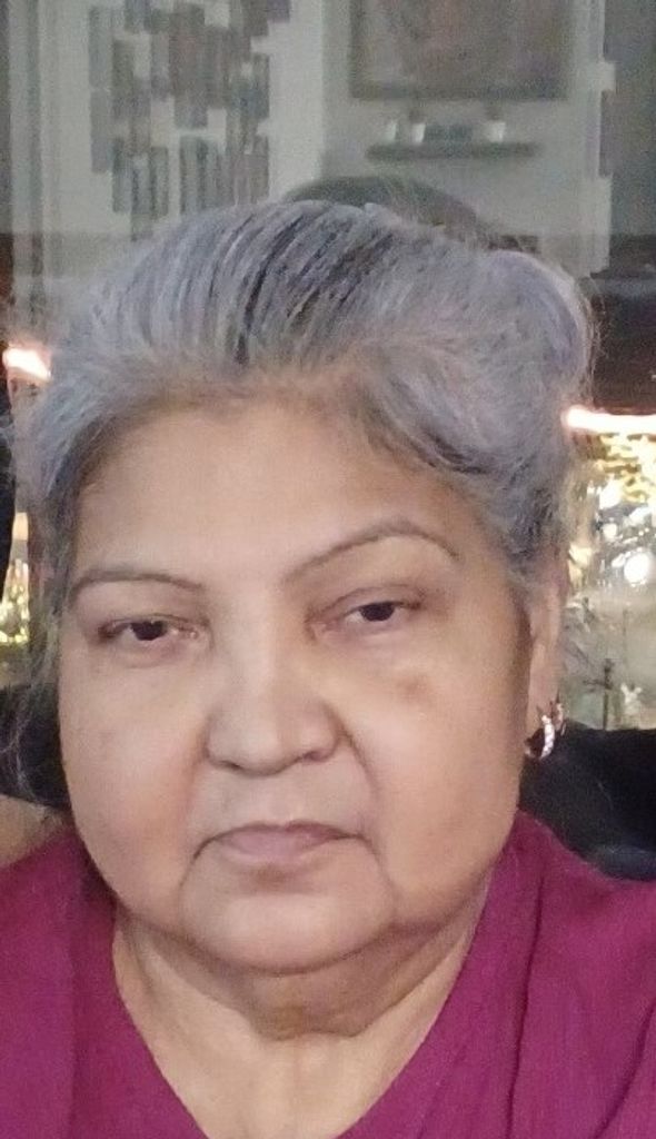 Elvira Garcia De Carrillo Profile Photo