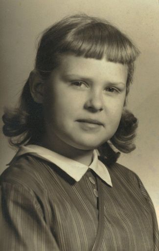 Dayna W. (Cobb)  Shewmaker photo gallery thumbnail 50 of 58
