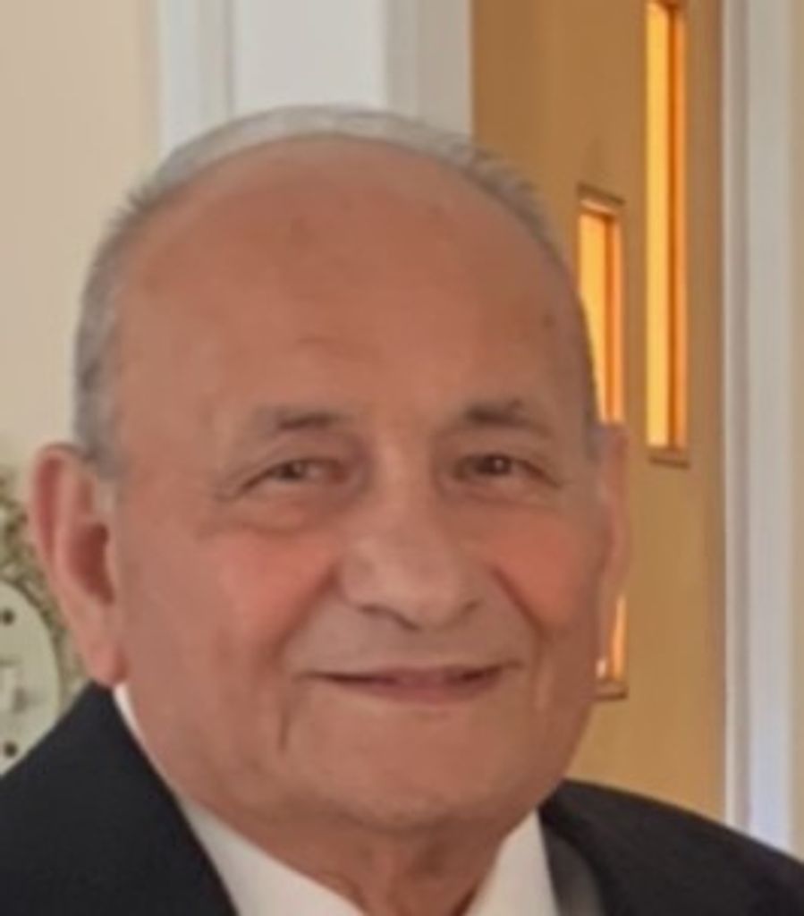 Armando De Santis Profile Photo
