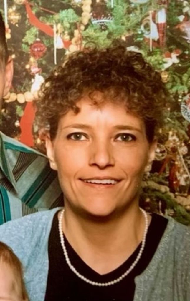 Sherry Lynn Lilly Profile Photo