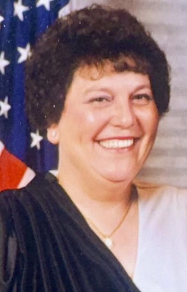 Sarah Navarro Profile Photo