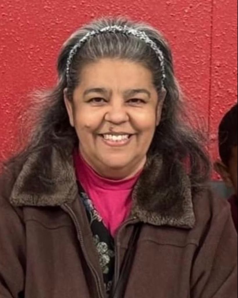 Carmen Iris Roman Profile Photo