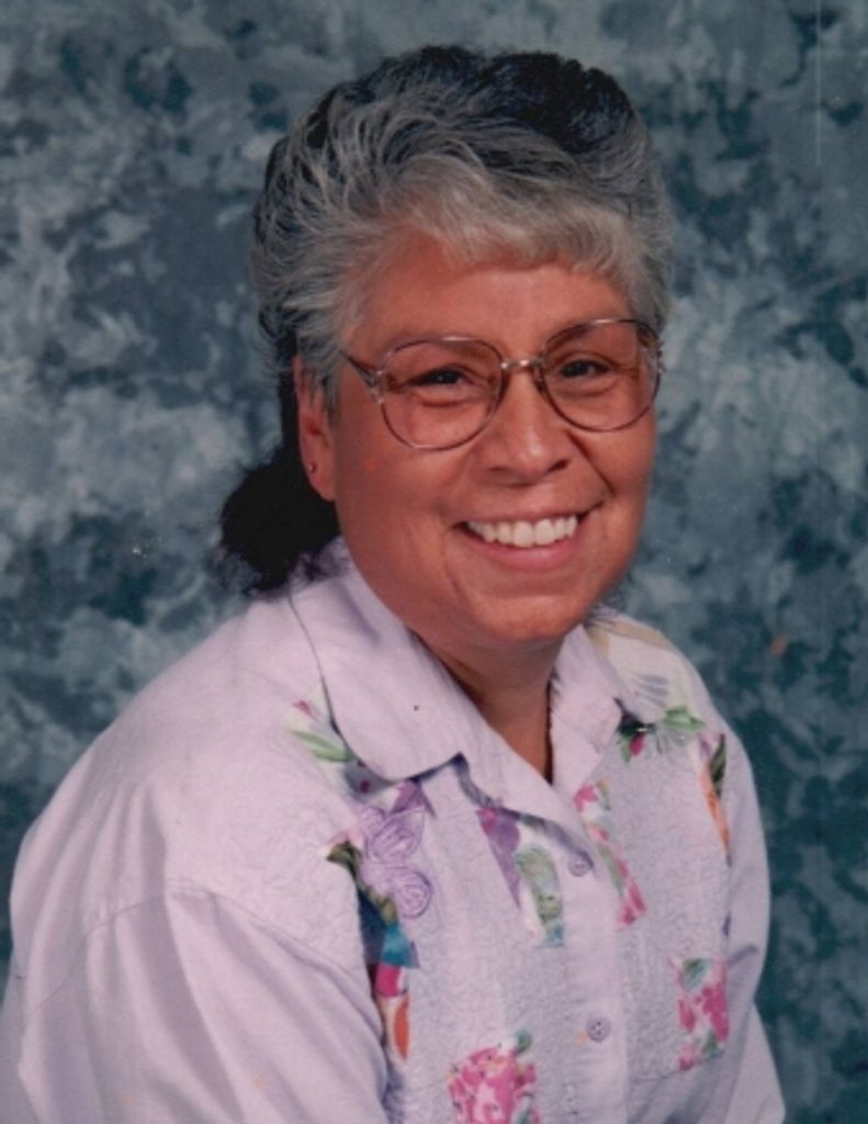 Pauline (Salazar) Medina Profile Photo