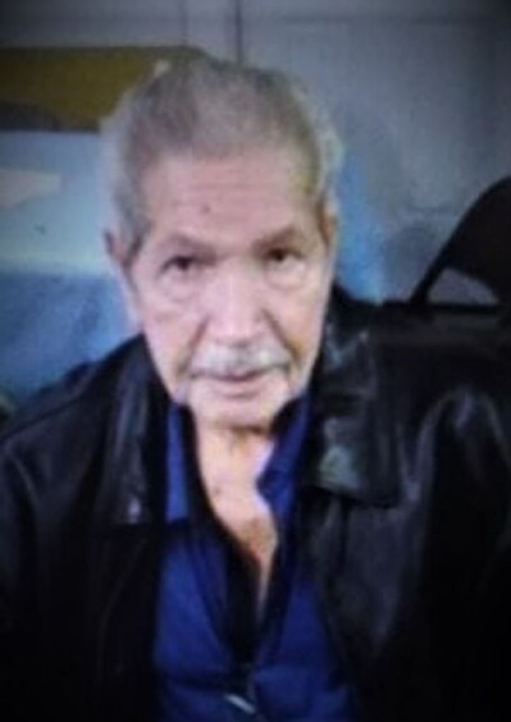 Julio Velez Madera Profile Photo