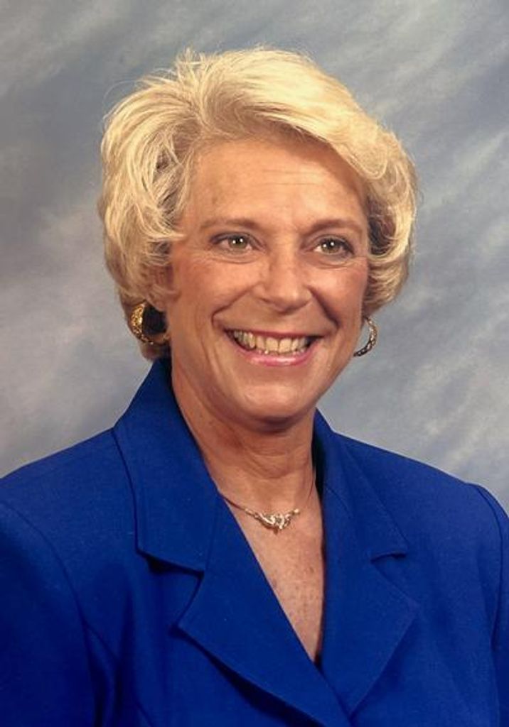 Carole Anne Lietzow Profile Photo