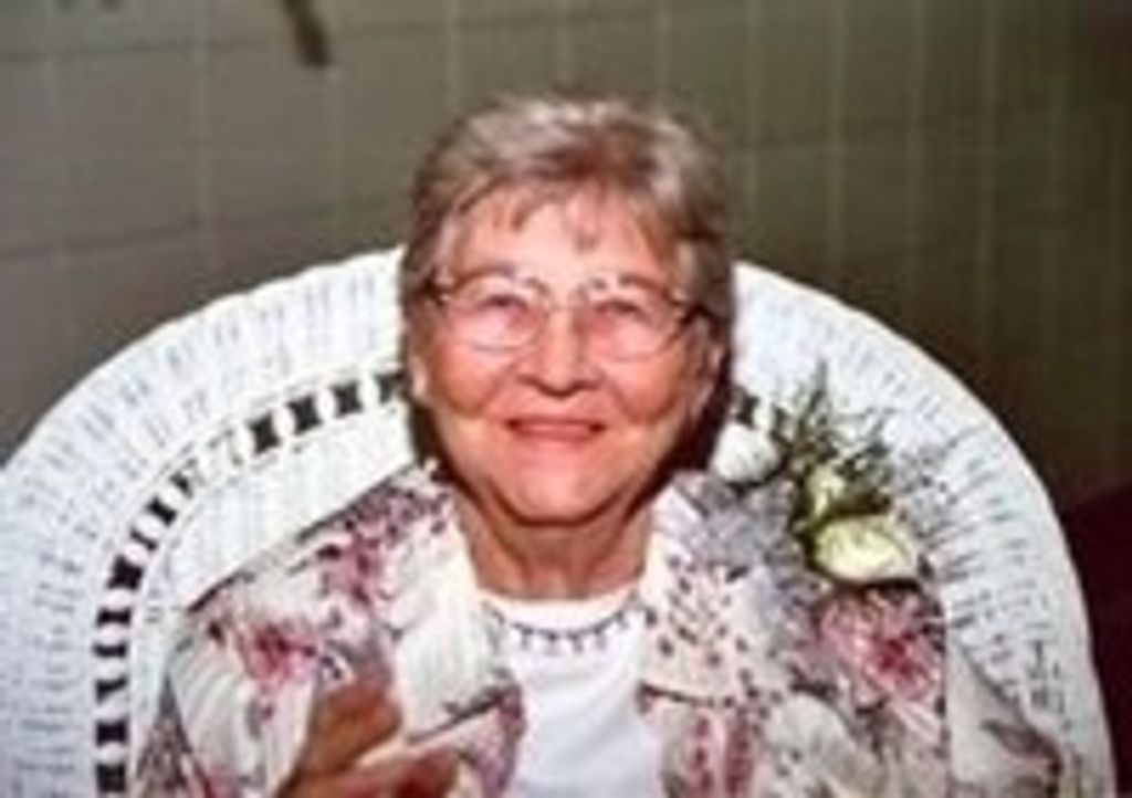 Juanita E Johnson