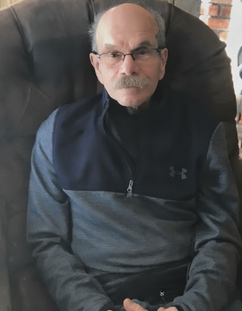 Michael Robert Davis Profile Photo