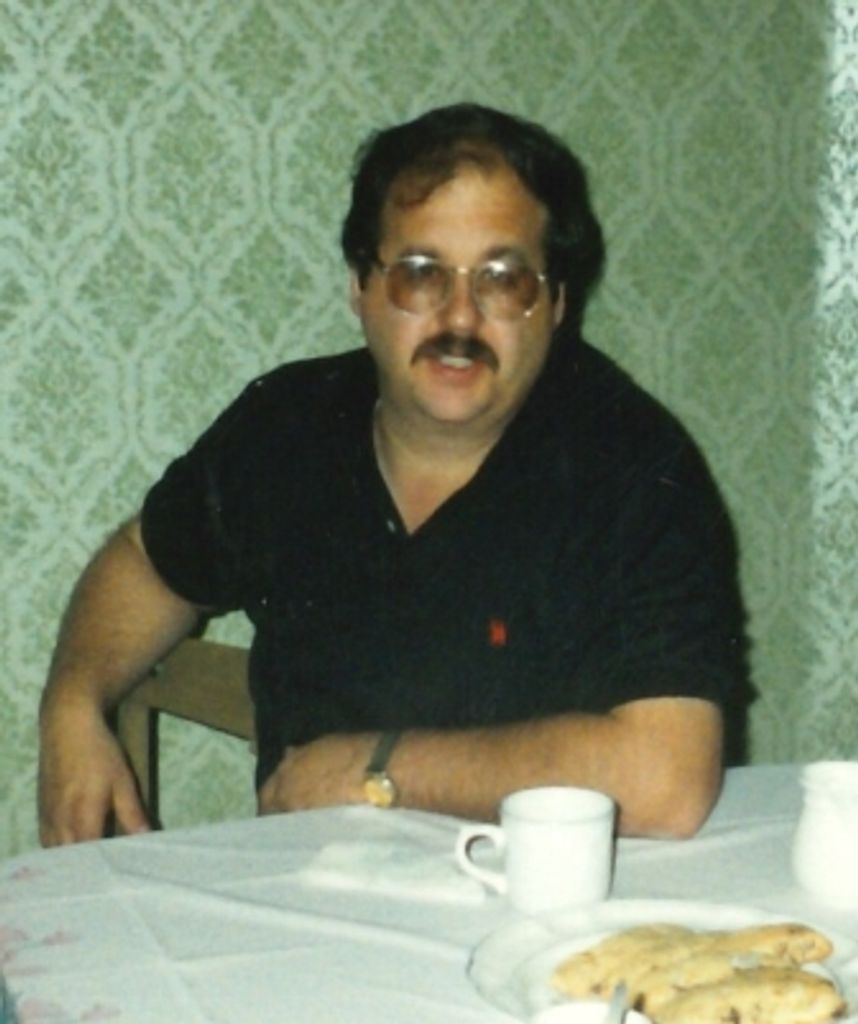 Craig J Ellsworth