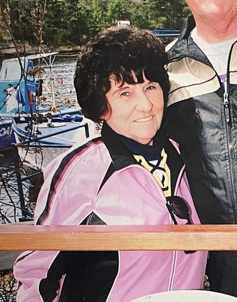 Linda Lou Heisterkamp Profile Photo