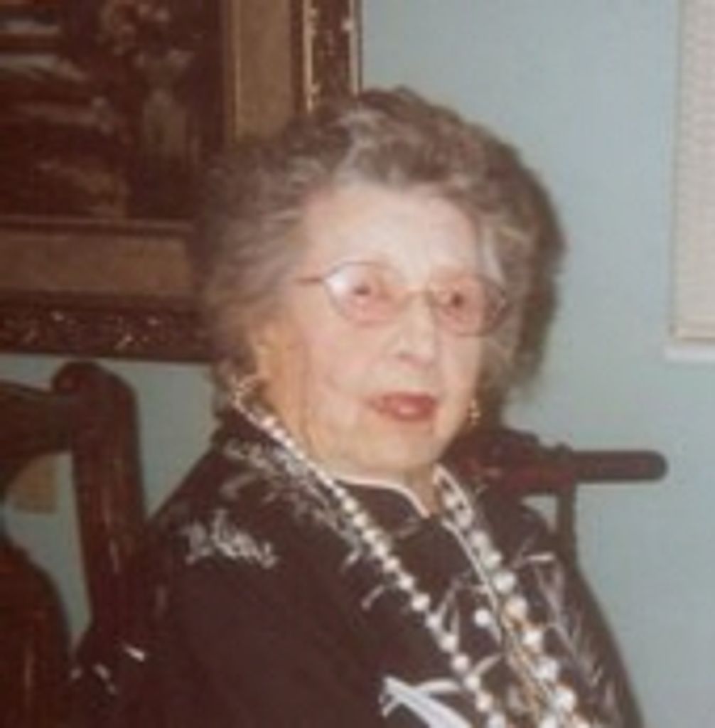 Garnet Elizabeth (Nee Wakefield) Roosa