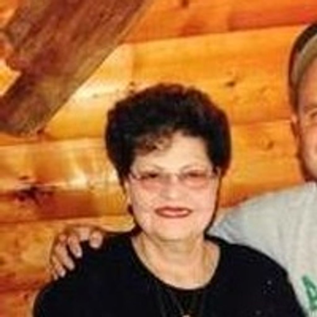 Carolyn Newenhouse