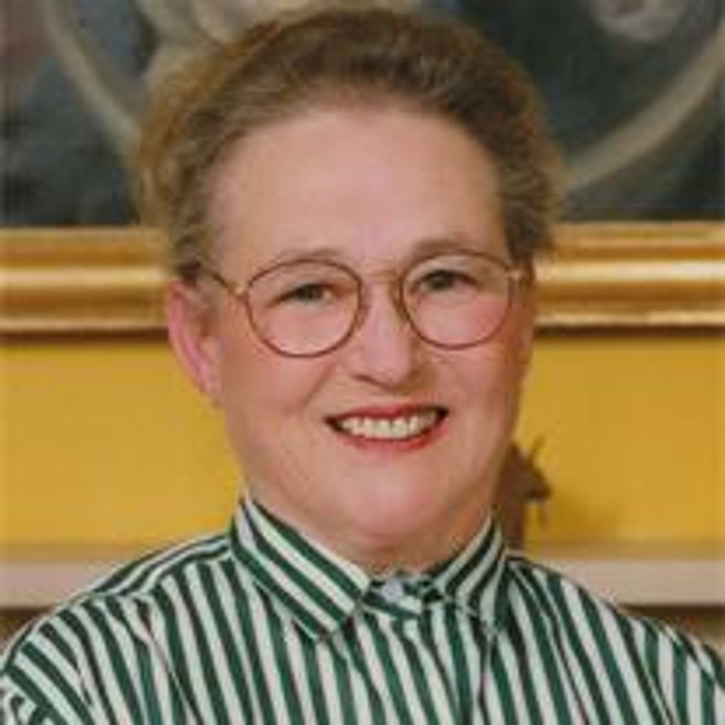 Elaine Kavouklis