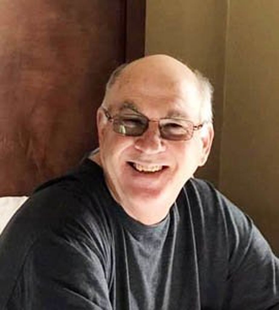 Kenneth R Hollandsworth