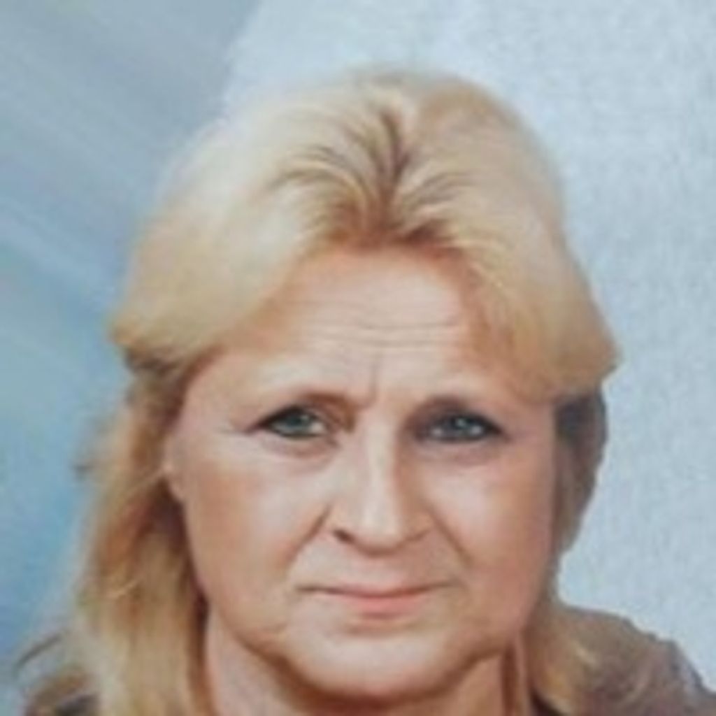 Maxine R. Leaghty