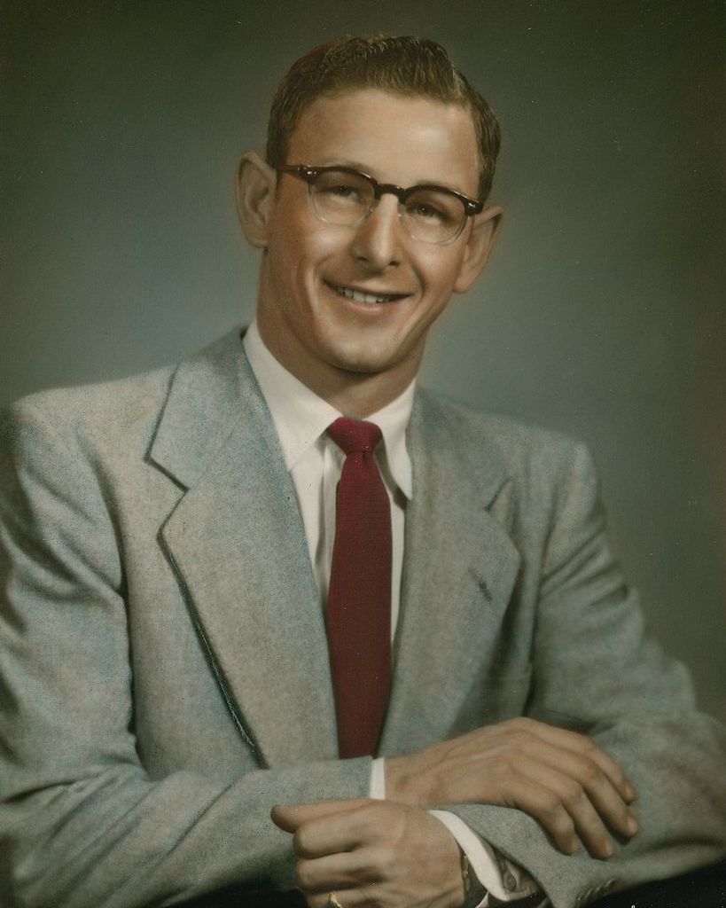 Lyndon Eugene Overholser