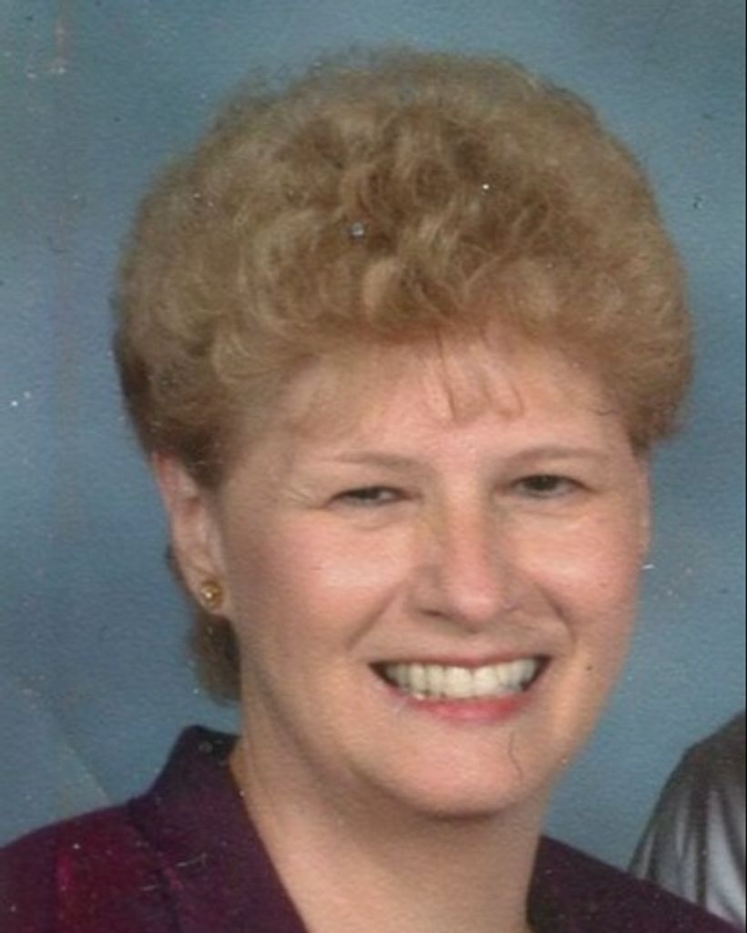 Jeanne R. (Ladwig) Schimmelmann Profile Photo