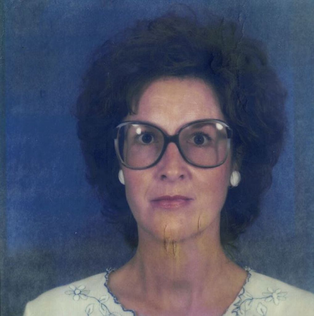 Gwenda Lou Uhte Profile Photo