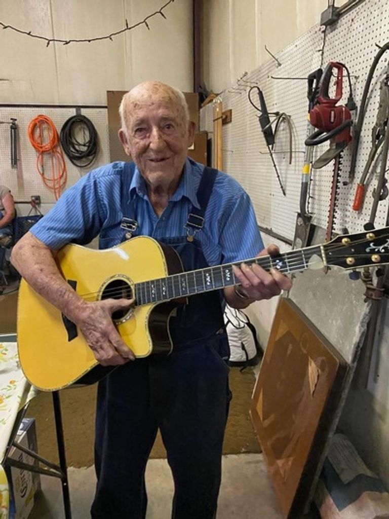 Elzie "Leroy" Henexson