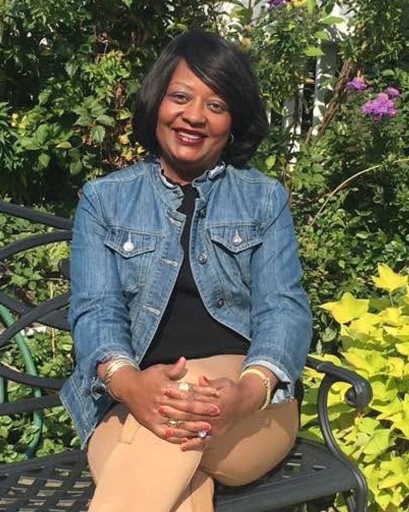 Roslyn "Pebbles" Chunn