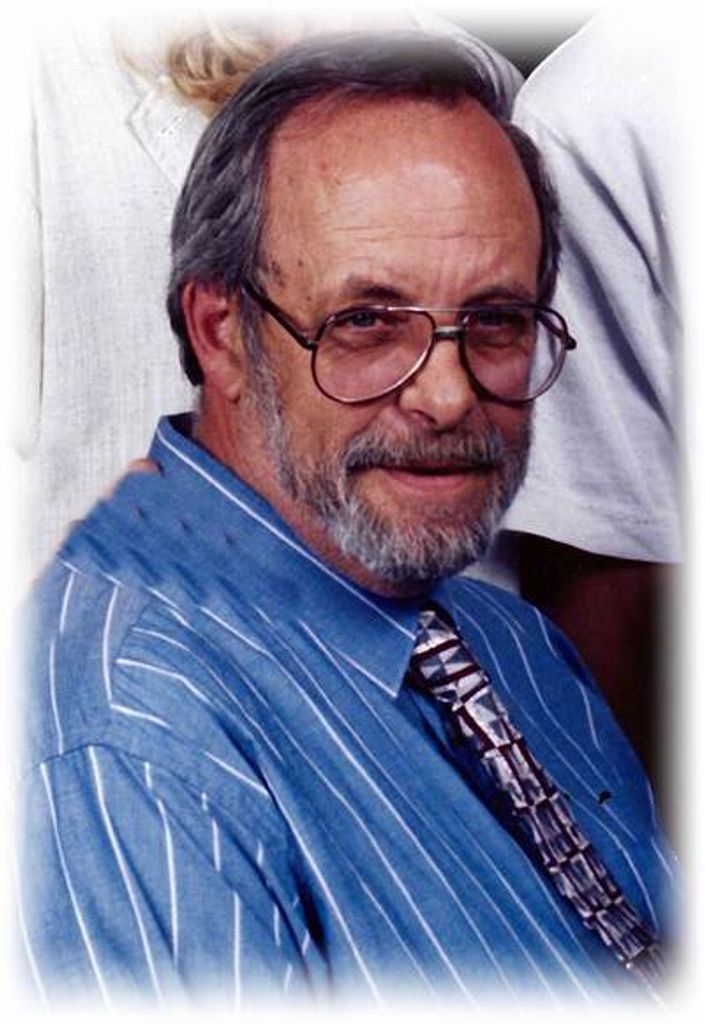 Howard Rayfield "Ray" Montaigne, Jr. Profile Photo