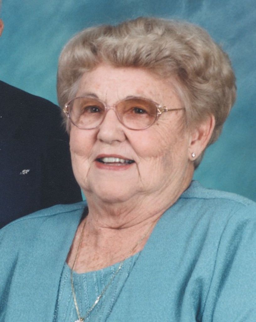 Maxine V. (Buck)  Hoar