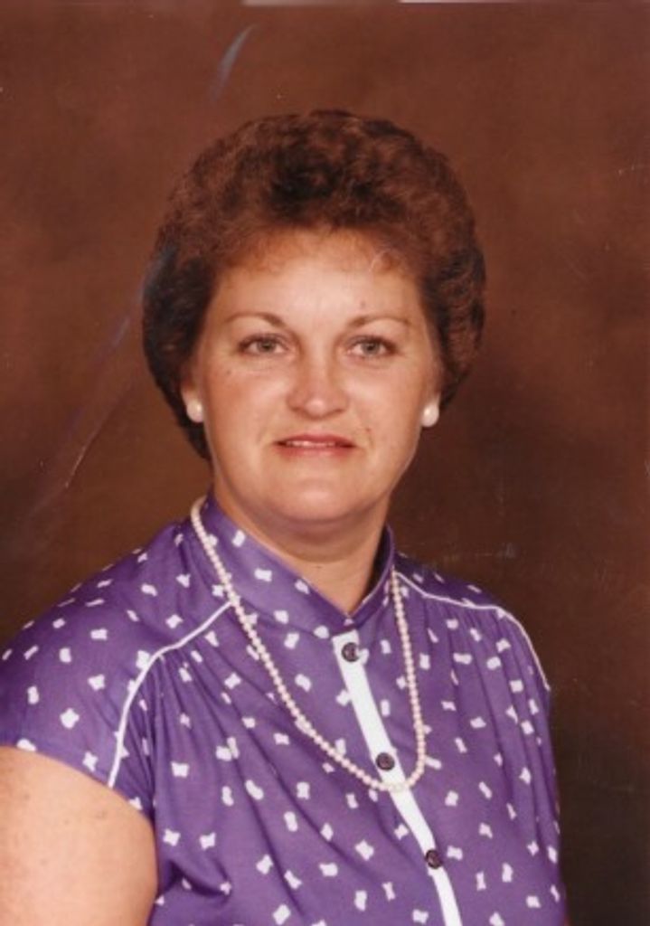 Brooksy Nell Carrington Profile Photo