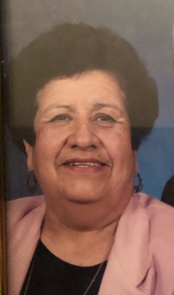 Guadalupe Salinas Profile Photo