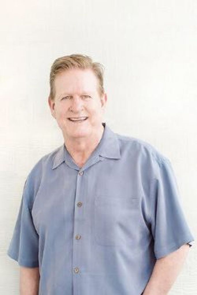 Larry Hall Profile Photo