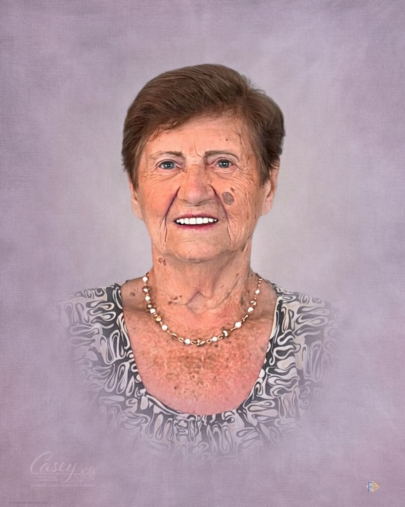 Ms. Mercedes Redondo Profile Photo