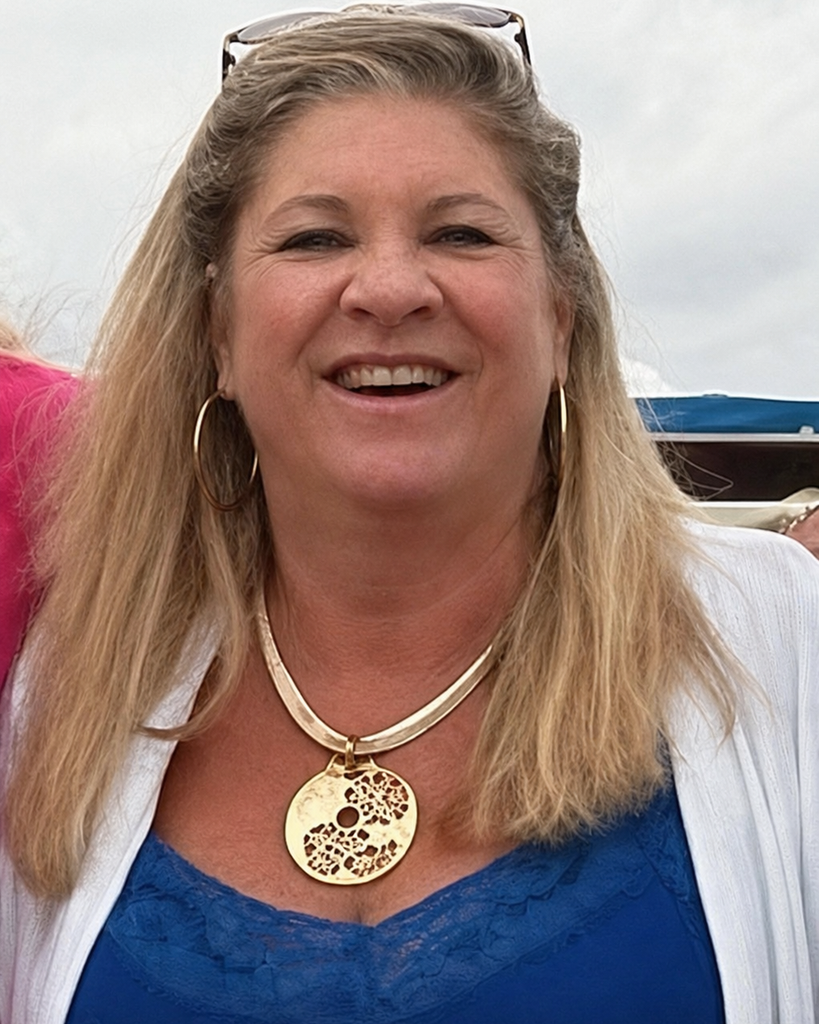 Lisa Elaine Alexander Gee Profile Photo