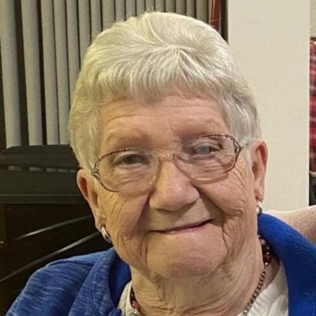 Lorena "Sis" Thomas Profile Photo