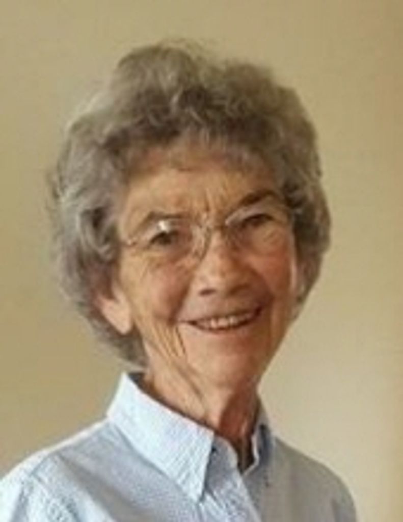 Helen Chrystal Profile Photo