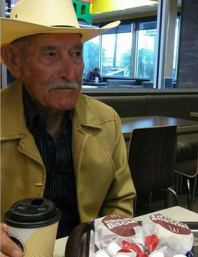 Santos Valdez Sr. photo gallery thumbnail 61 of 151