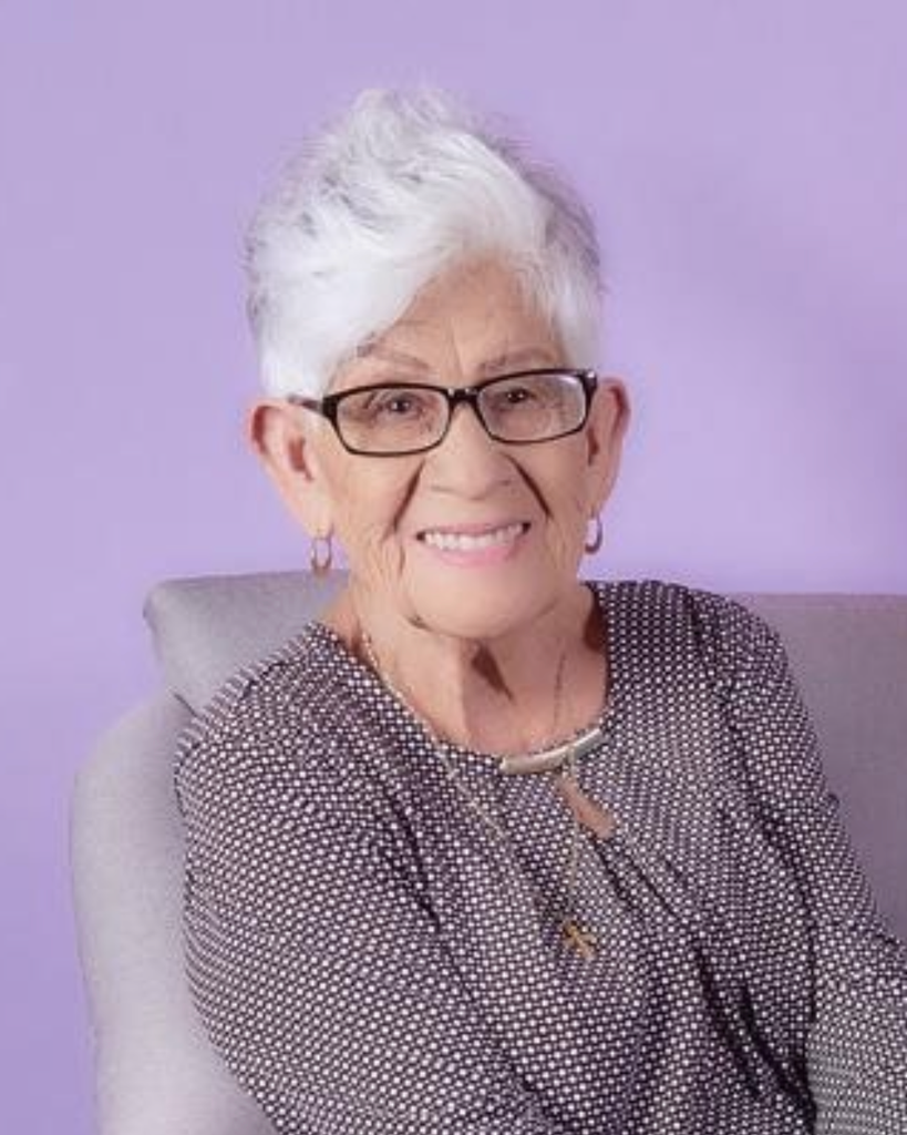 Elva Bustamante Profile Photo