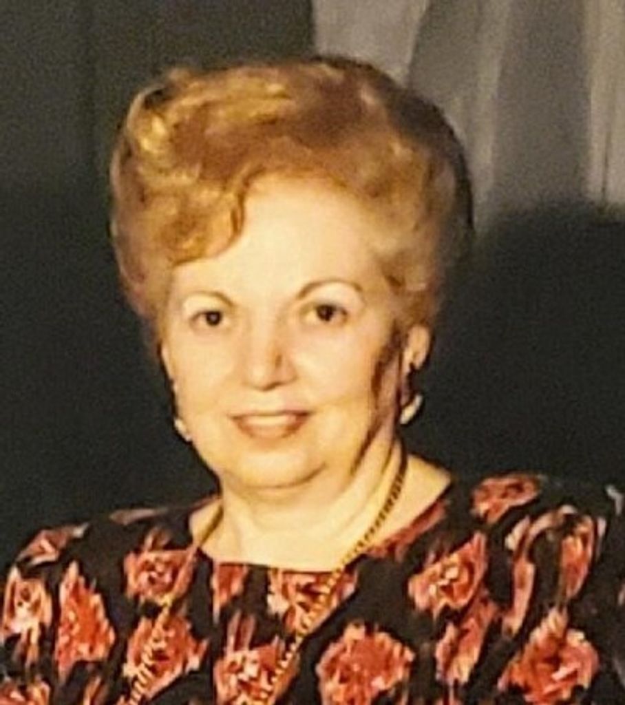 Helen Eliopoulos Profile Photo