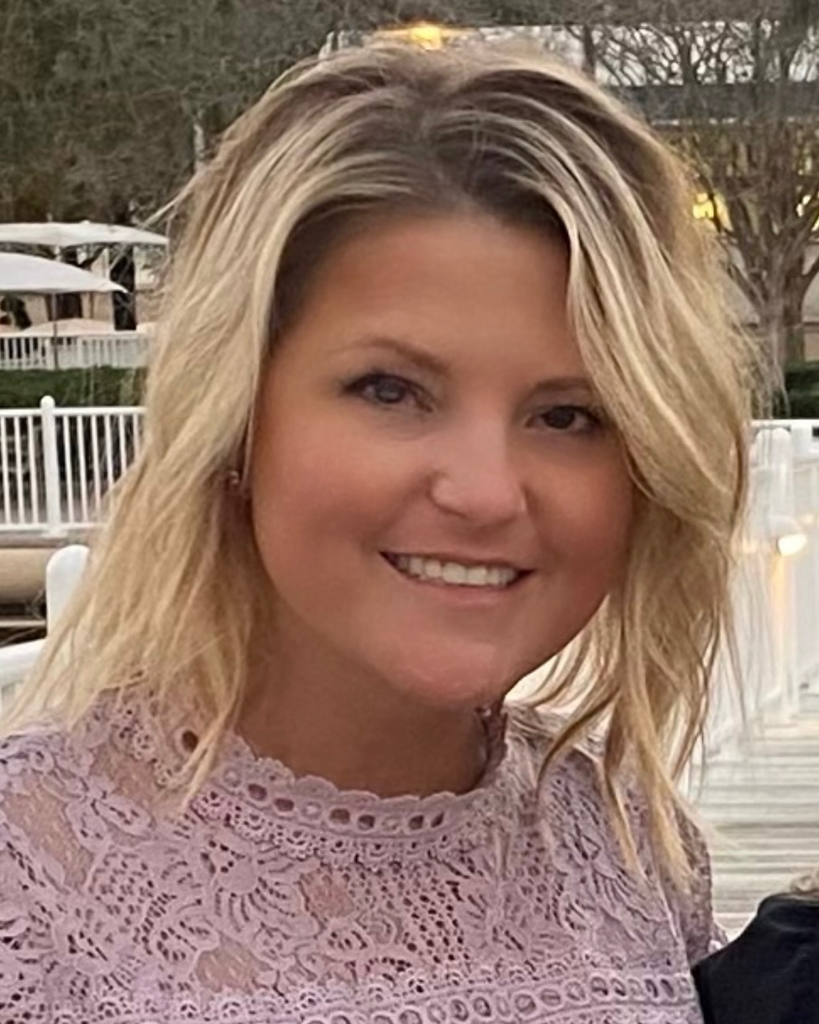 Lindsay Marie Zeis