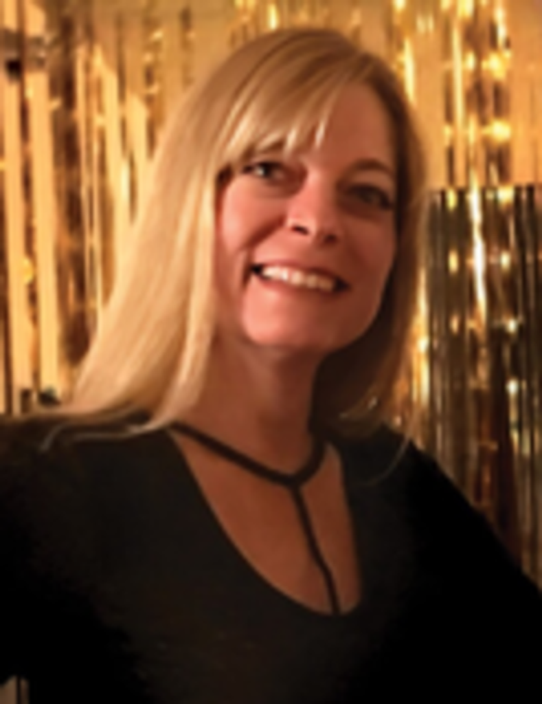 Amy Alice Dunn Profile Photo