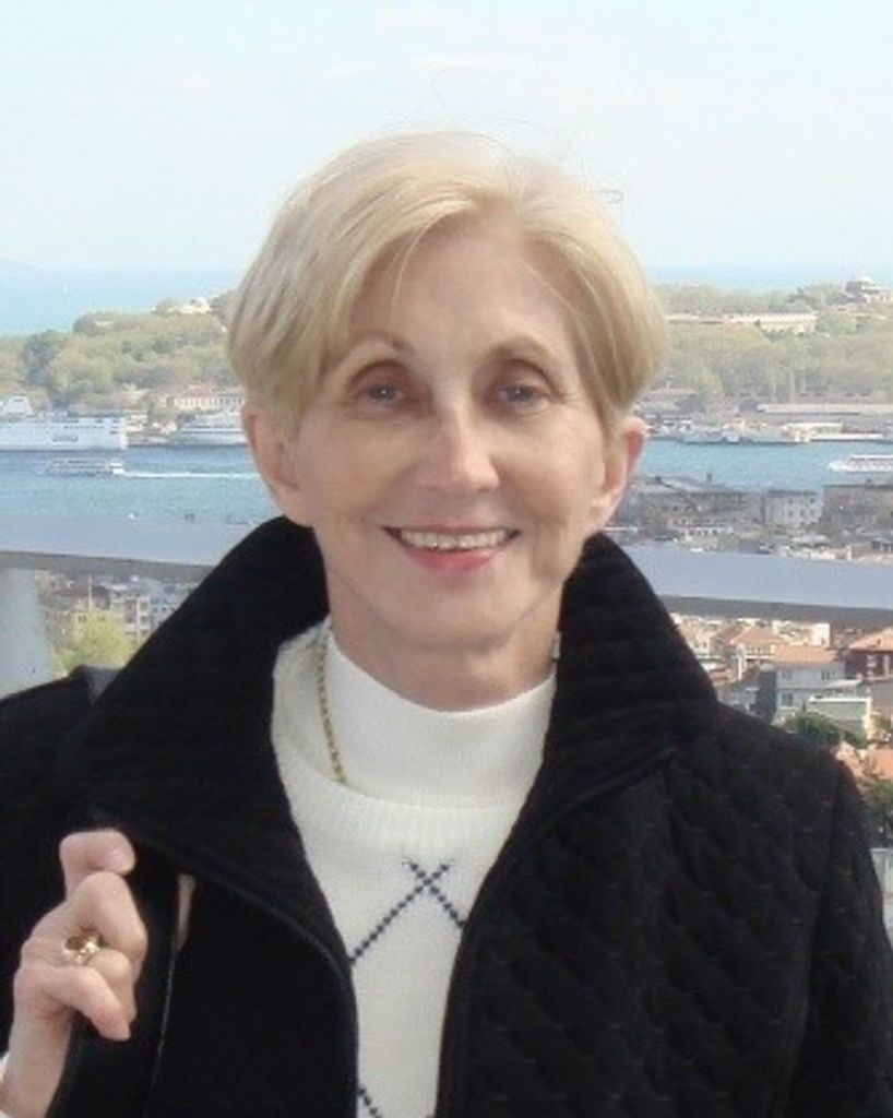 Elisabeth Manly Profile Photo