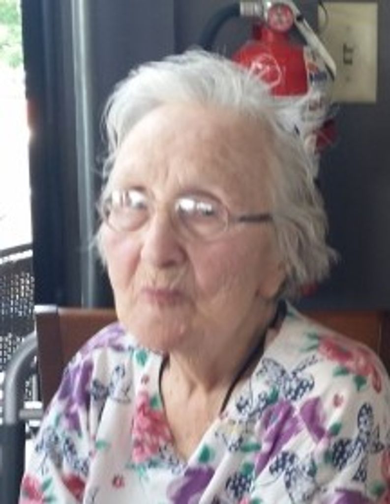 Beatrice "Bea" L (Stephenson)  Roberts