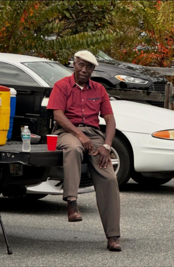 Mr. Wally Moore Profile Photo