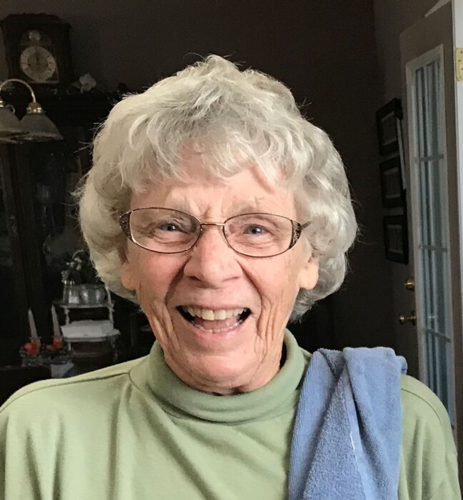 Ruth Jane (Brennecke)  Hecker