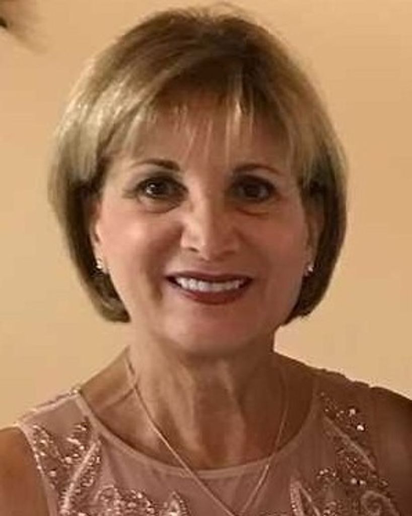 Christine Stathes Couchot